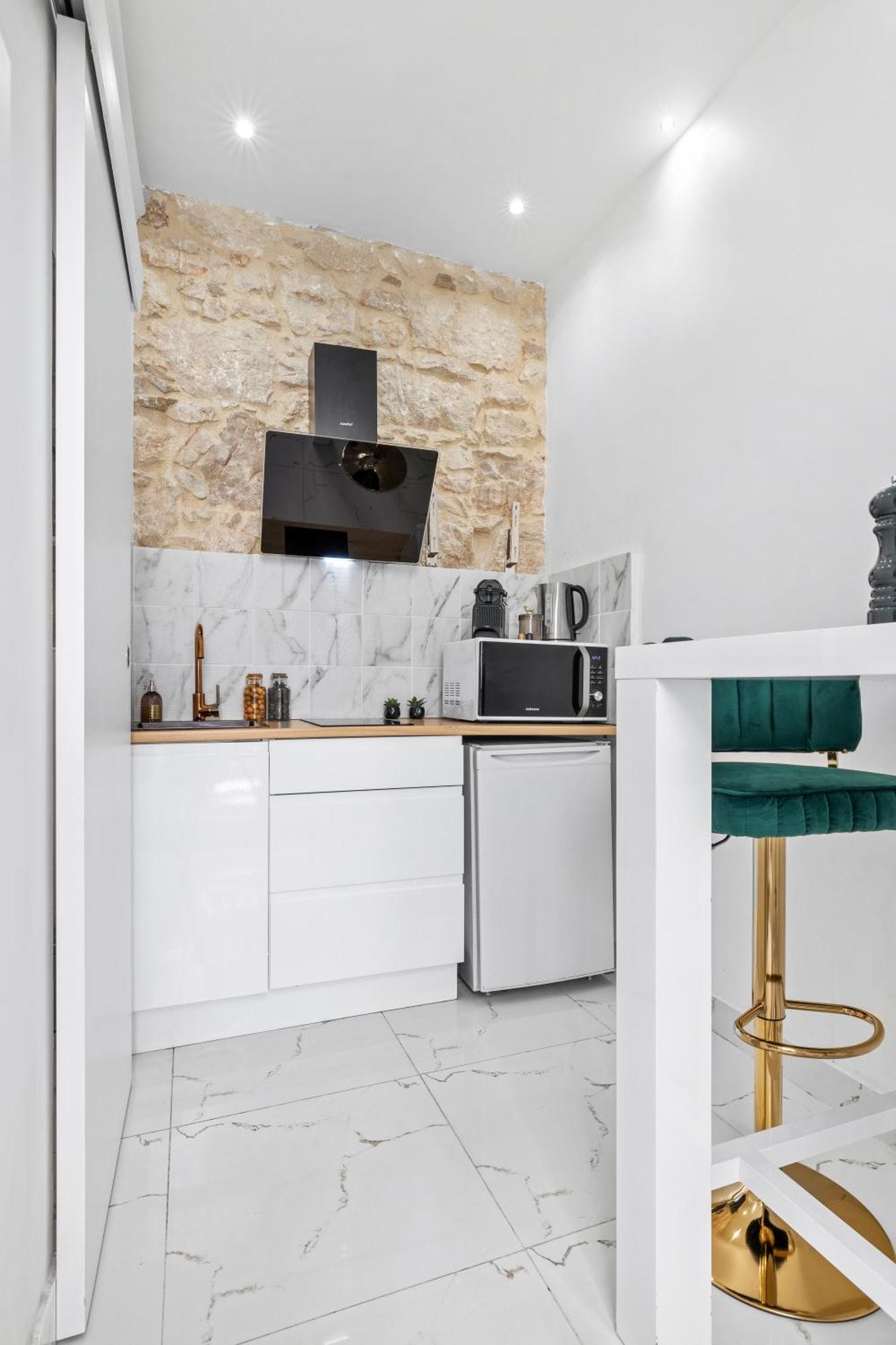 2 Rooms - Hyper Centre - Air-Conditioned - Terrace - Quiet - Tramway - Equipped Kitchen - Wifi Νίκαια Εξωτερικό φωτογραφία
